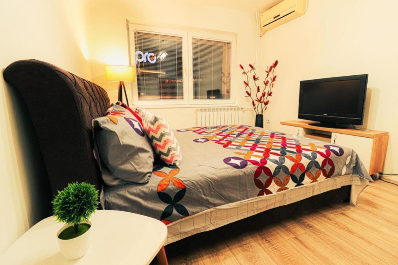Apartment Skopje Square Екстериор снимка